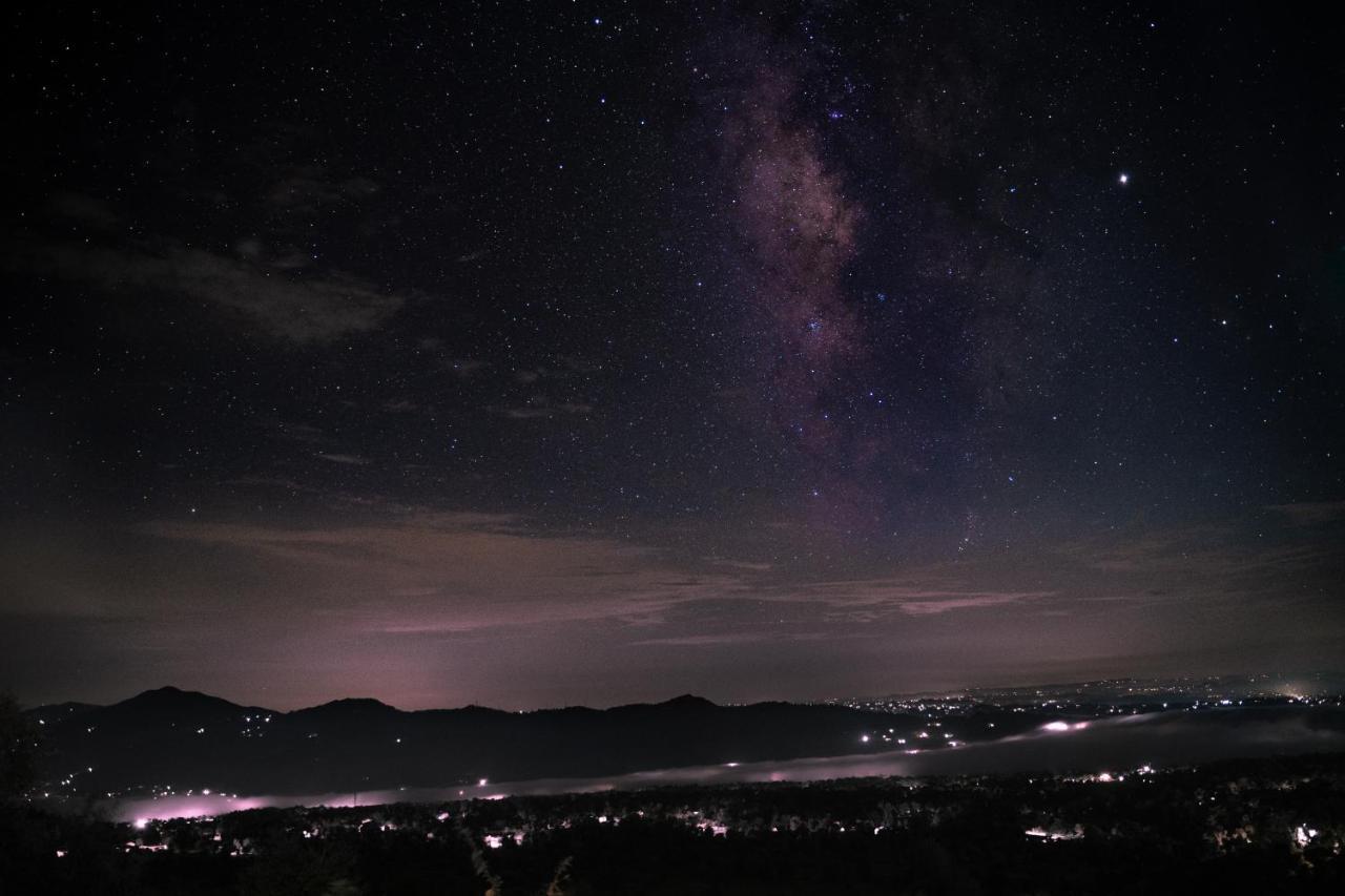 Zostel Plus Bir Bagian luar foto